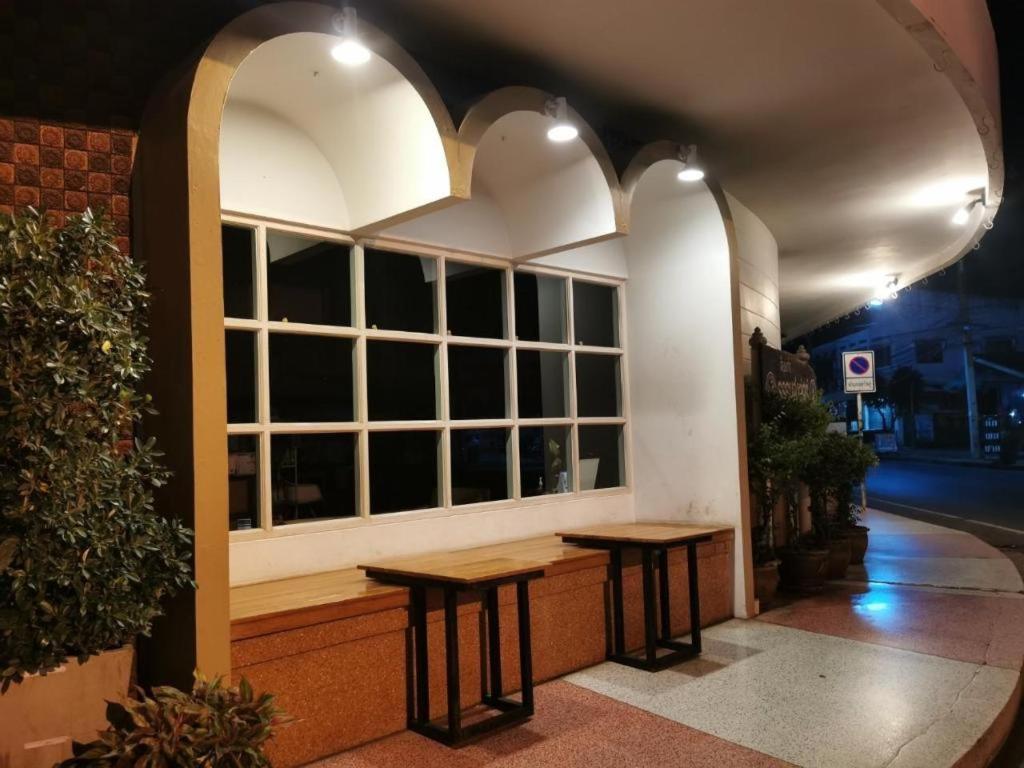 Supak Hotel Kalasin Exterior photo
